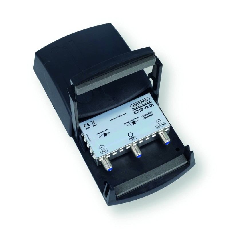 Coupleur adjanction C42 - 2 entrées VHF UHF / C42 - Boitier étanche